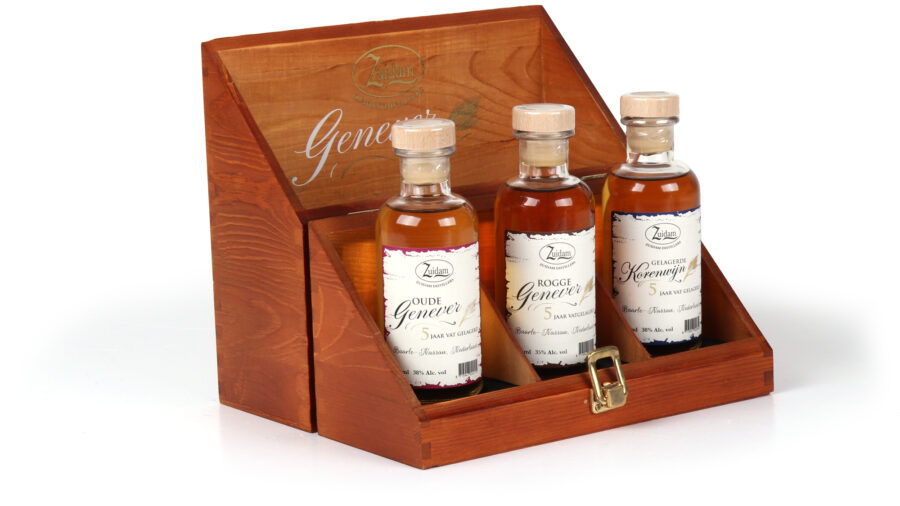 417 Zuidam Met 3 Soorten Genever Ukp