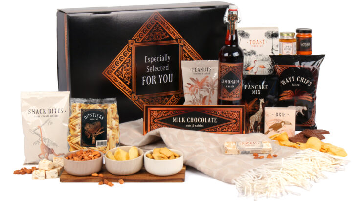 Luxe kerstpakket met snacks, drank en chocolade